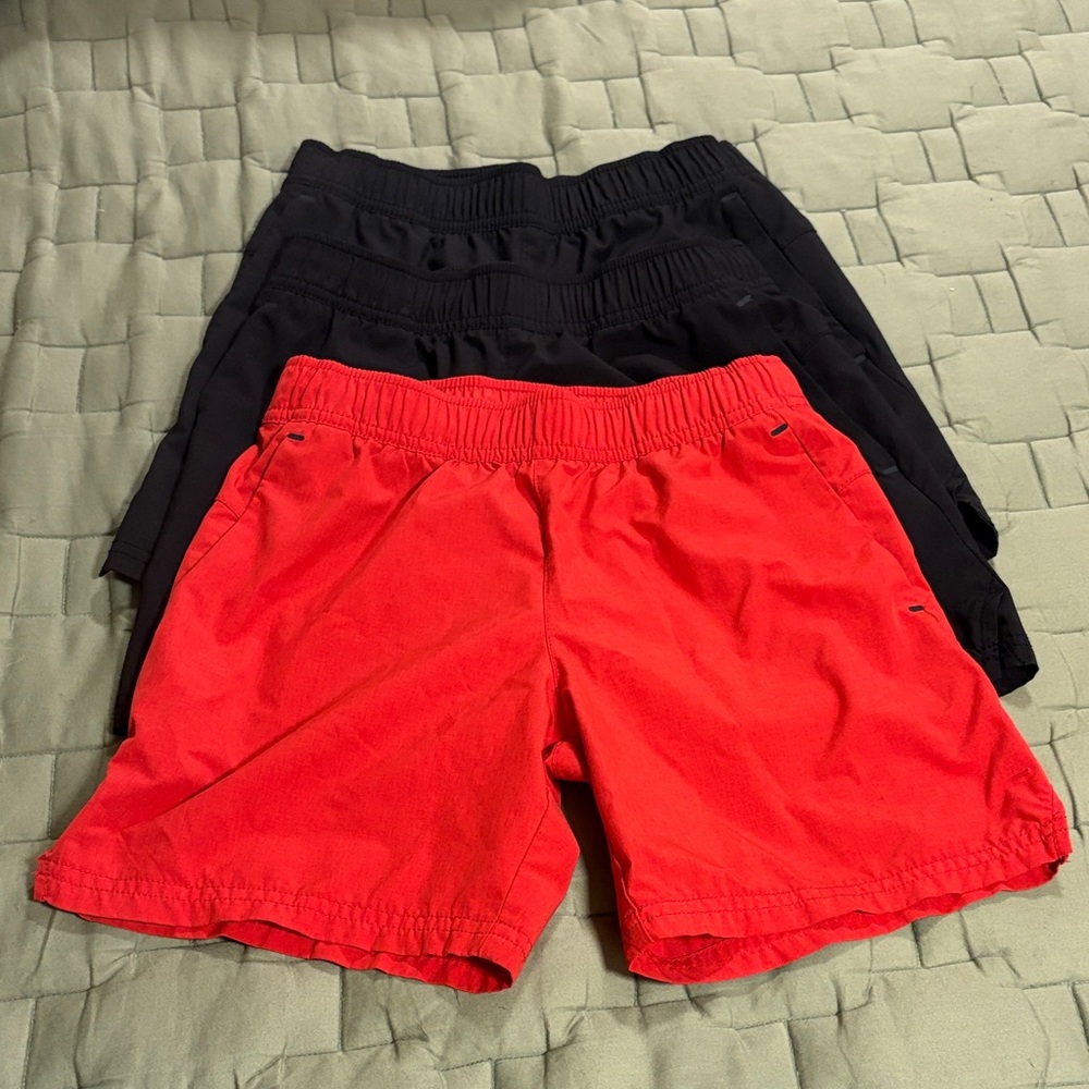 Old Navy, Boys stretch tech shorts, size M